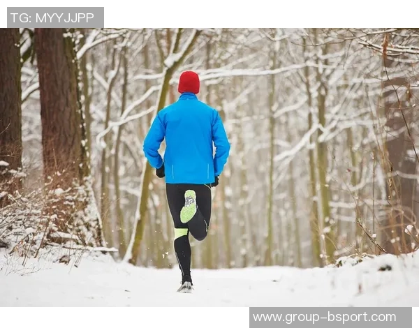 基德透露埃克萨姆因伤缺席训练加福德恢复良好已能进行跑步训练